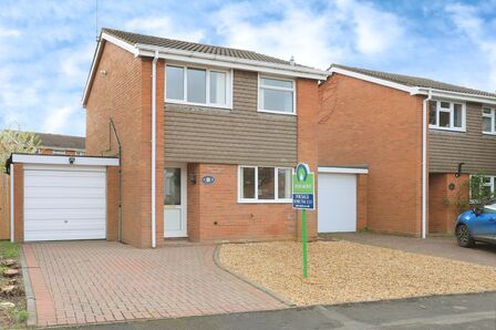 Mercia Drive, 3 bedroom Detached House for sale, £260,000