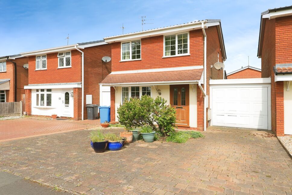 Main image of 2 bedroom Link Detached House for sale, The Greens, Edge Hill Drive, Wolverhampton, WV6