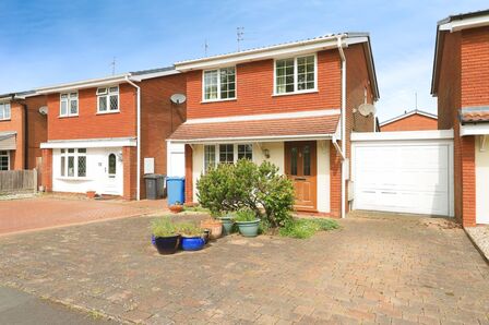 The Greens, 2 bedroom Link Detached House for sale, £245,000