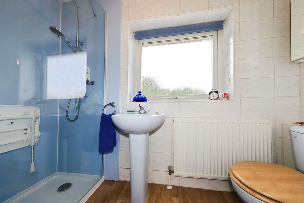 Shower Room / WC