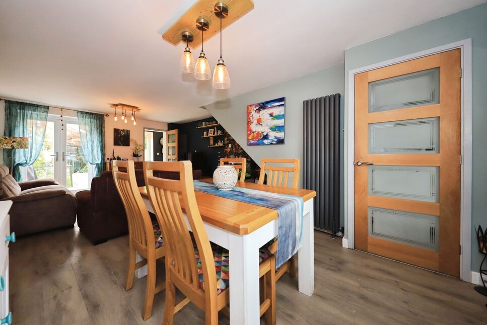 Lounge / Diner