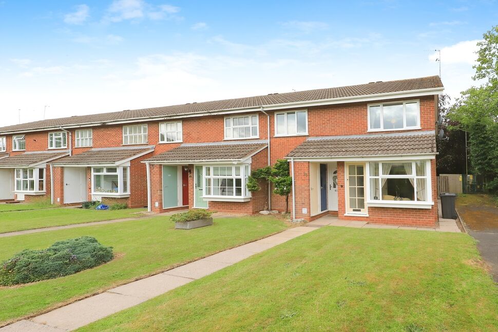Main image of 2 bedroom  Flat for sale, Gainsborough Drive, Perton Wolverhampton, Staffordshire, WV6