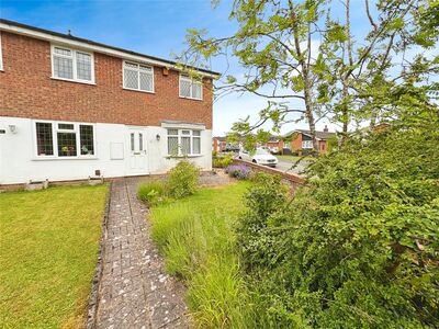 Nash Avenue, 2 bedroom Semi Detached House to rent, £950 pcm