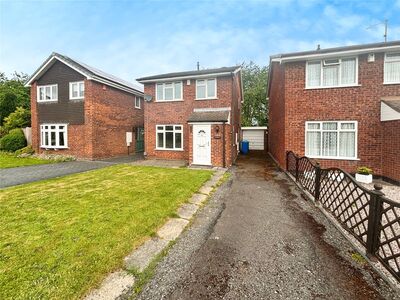 3 bedroom Detached House to rent