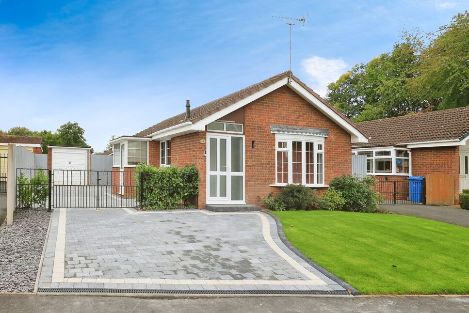 Main image of 3 bedroom Detached Bungalow for sale, Shackleton Drive, Perton Wolverhampton, Staffordshire, WV6