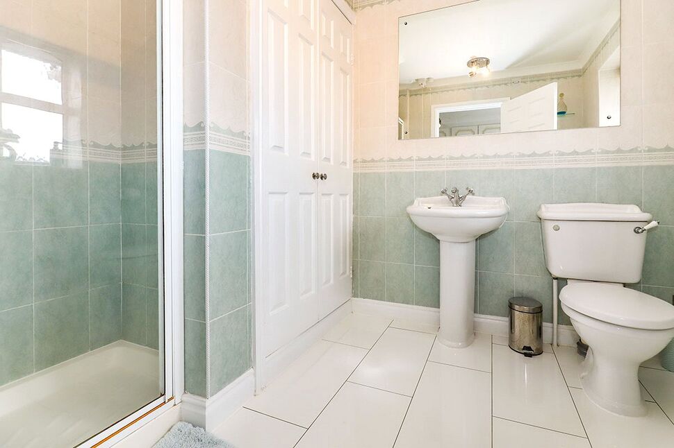 En-Suite Shower Room WC