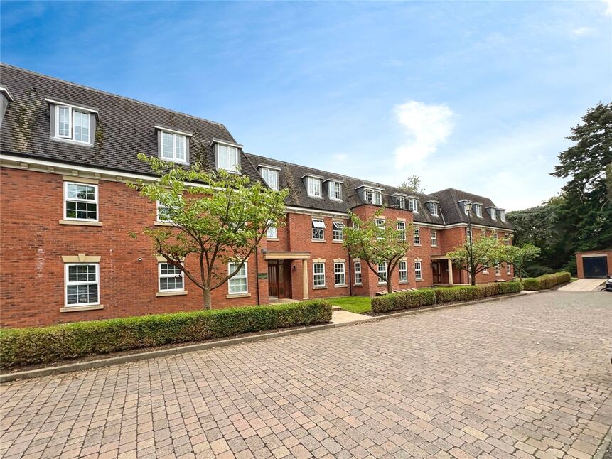 Main image of 1 bedroom Flat to rent, Castlecroft Road, Wolverhampton, Staffordshire, WV3