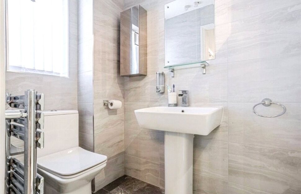 En-Suite Shower Room