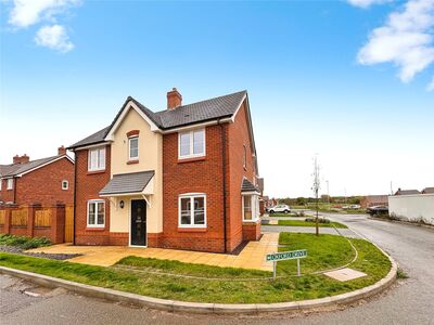 Oxford Drive, 3 bedroom Detached House to rent, £1,500 pcm