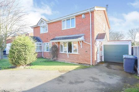 Coulter Grove, 3 bedroom Semi Detached House for sale, &pound;230,000