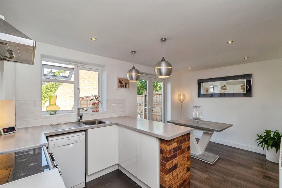 Kitchen / Diner