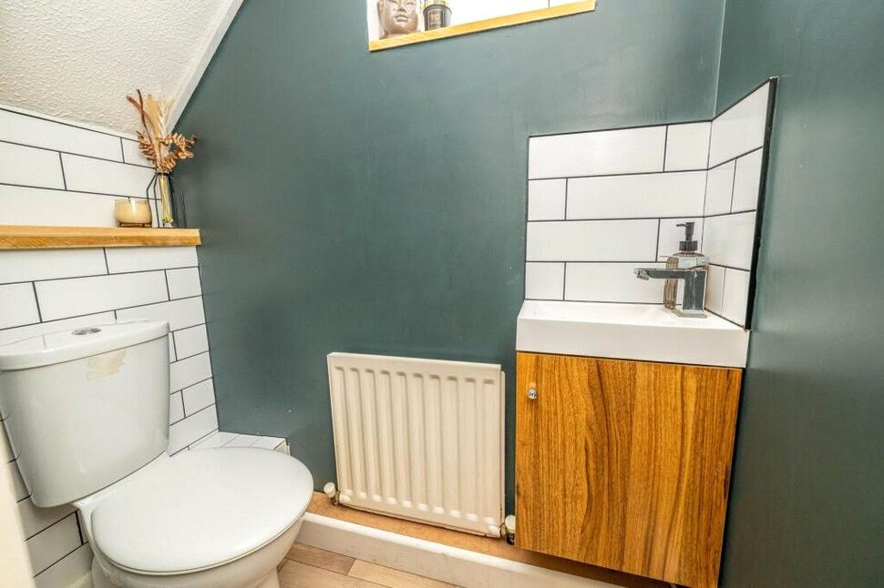 Cloakroom WC