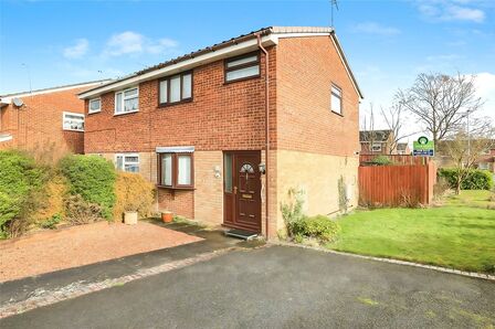 2 bedroom Semi Detached House to rent