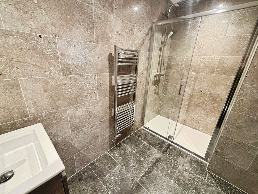 En-Suite Bathroom