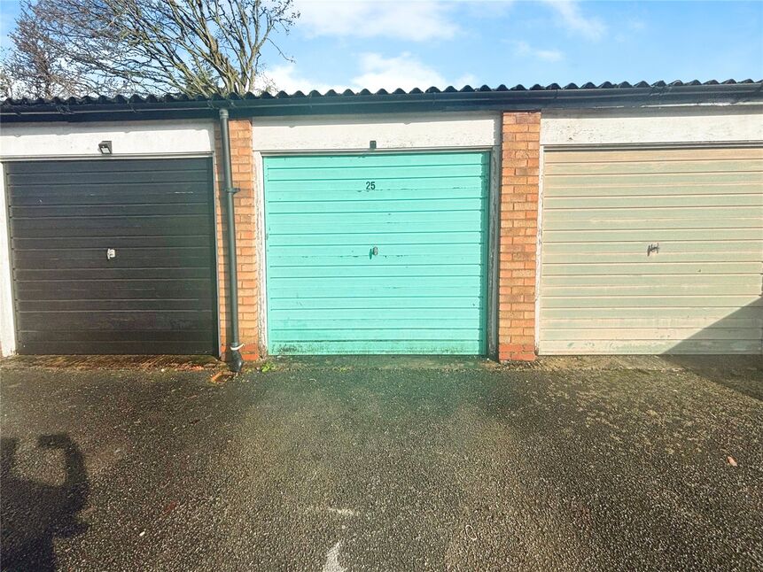 Garage (in block)