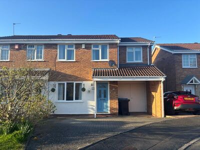 Paxton Avenue, 3 bedroom Semi Detached House to rent, &pound;1,295 pcm