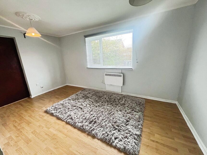 Lounge / Bedroom Area