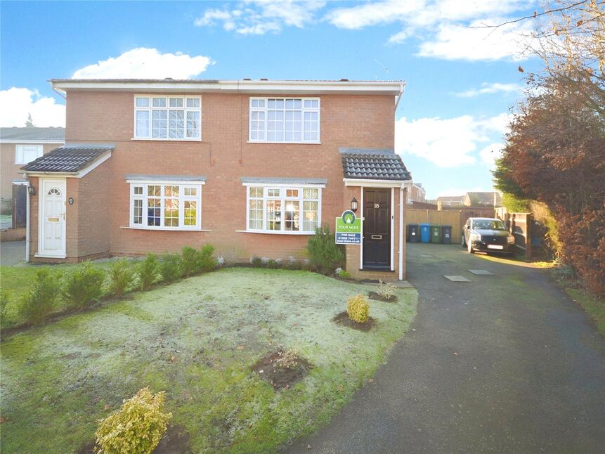 Main image of 1 bedroom Flat for sale, Worcester Grove, Perton, Staffordshire, WV6