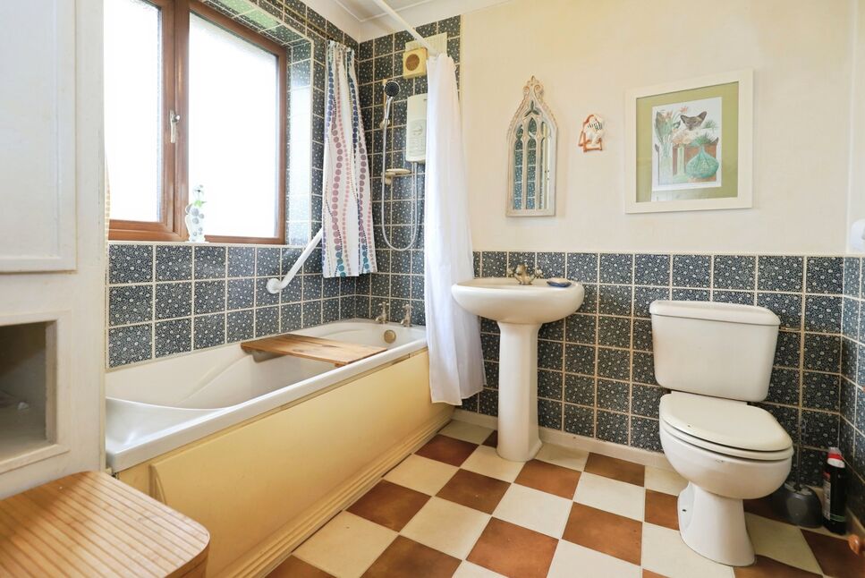 Bathroom WC