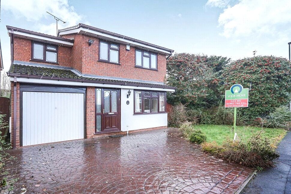 Main image of 4 bedroom Detached House for sale, St. Andrews Drive, Perton, Staffordshire, WV6