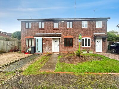 2 bedroom Mid Terrace House to rent