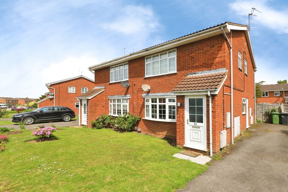 Main image of 1 bedroom Flat for sale, Canterbury Drive, Perton, Staffordshire, WV6