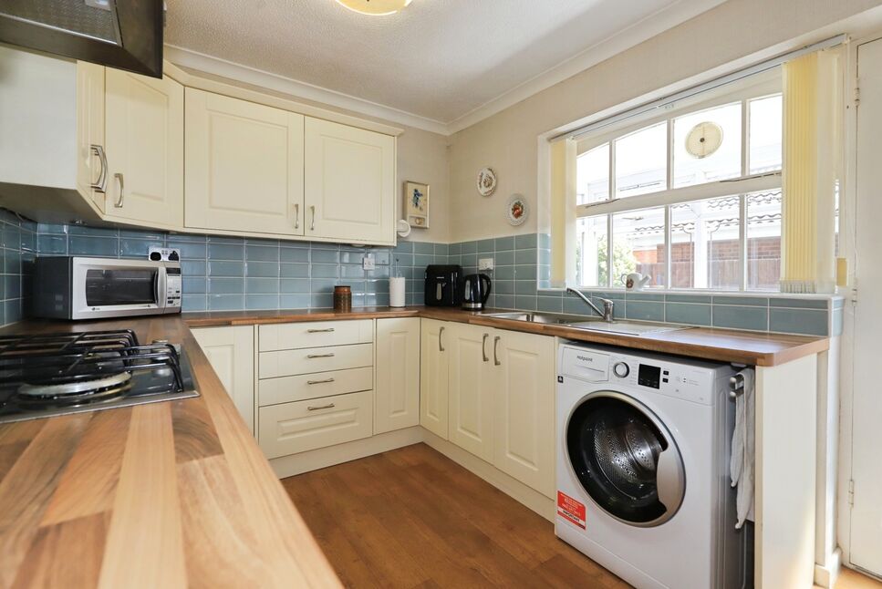 Fitted Kitchen