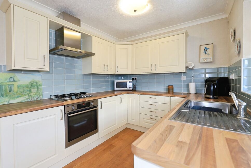 Fitted Kitchen
