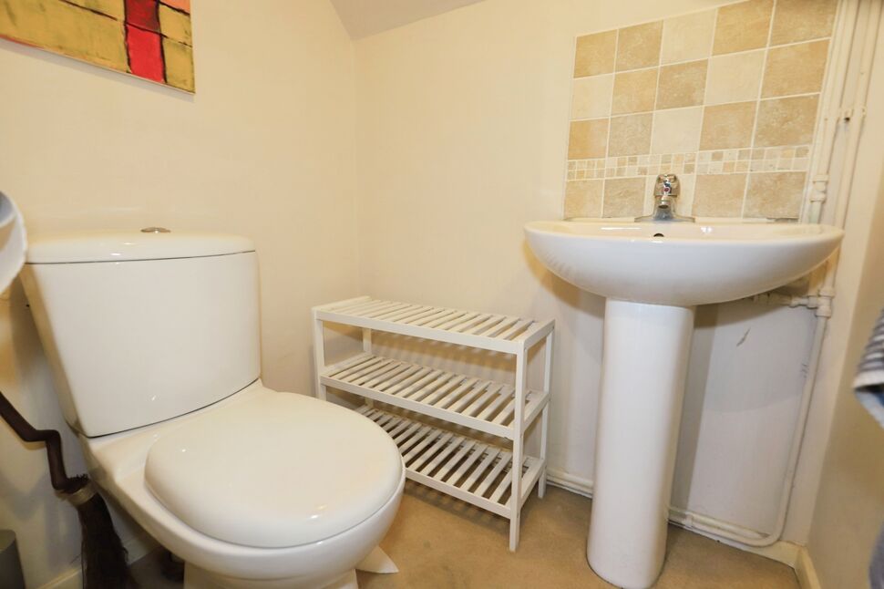 Cloakroom WC