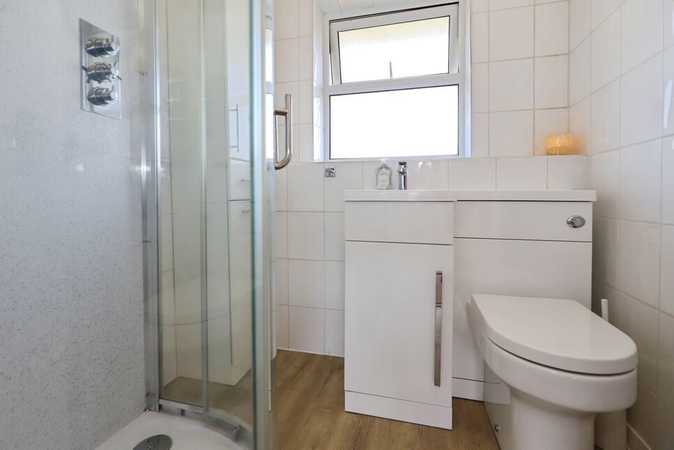 Shower Room WC