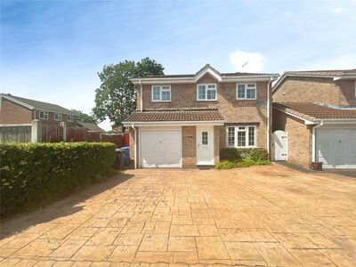 Elmley Grove, 4 bedroom Detached House for sale, &pound;340,000