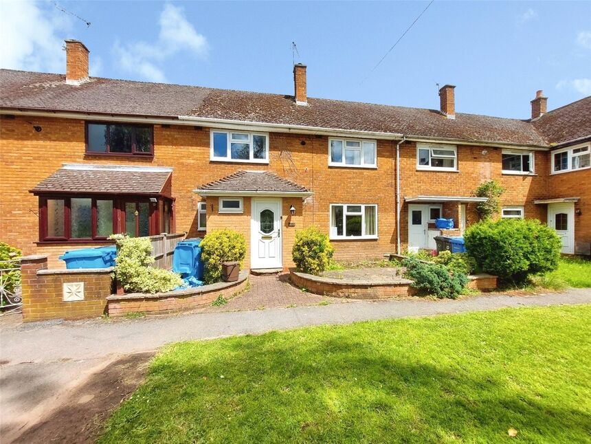 3 bedroom Mid Terrace House for sale