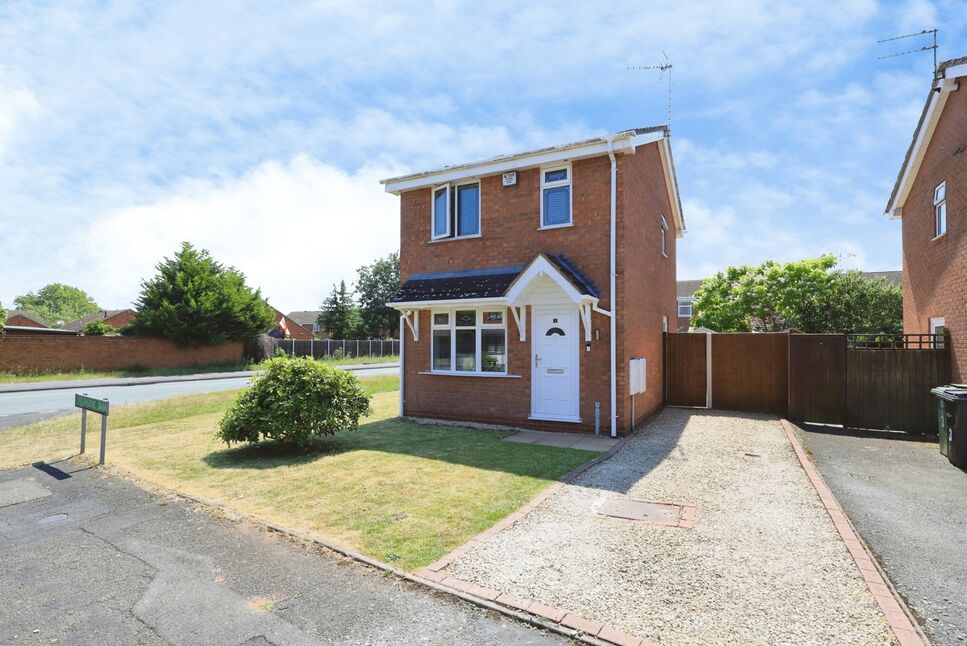Main image of 2 bedroom Detached House for sale, Leasowe Drive, Perton, Staffordshire, WV6
