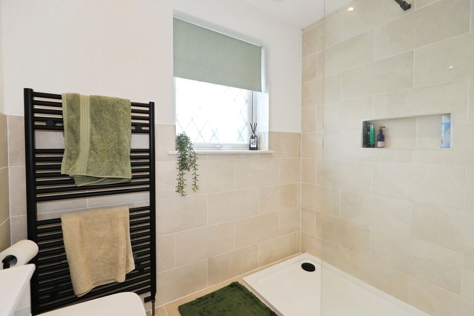 Shower Room WC