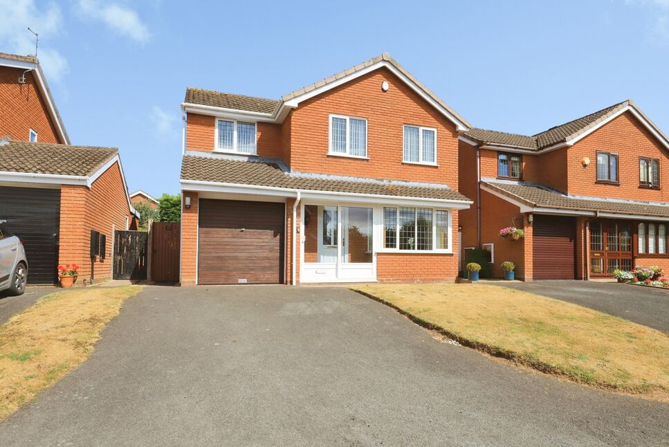 Main image of 4 bedroom Detached House for sale, Turnham Green, Perton Wolverhampton, Staffordshire, WV6