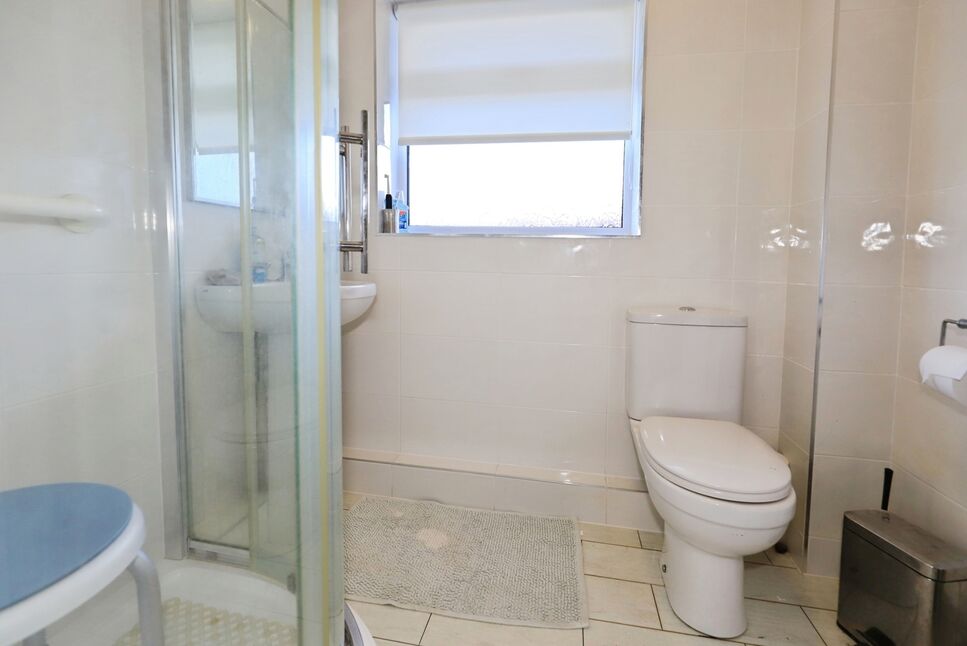 Shower Room WC