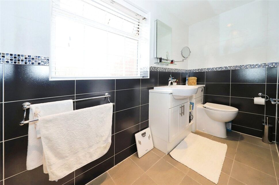 Shower Room WC