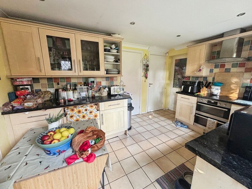 Kitchen / Diner