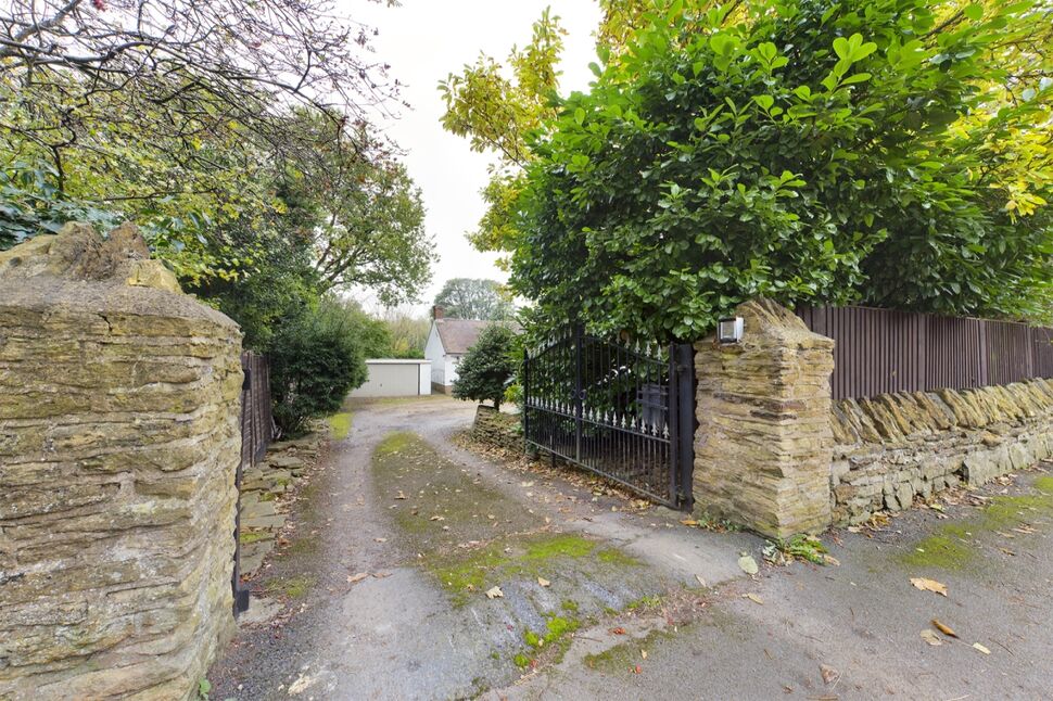 Main image of 2 bedroom Detached Bungalow to rent, Wellingborough Road, Northampton, NN3