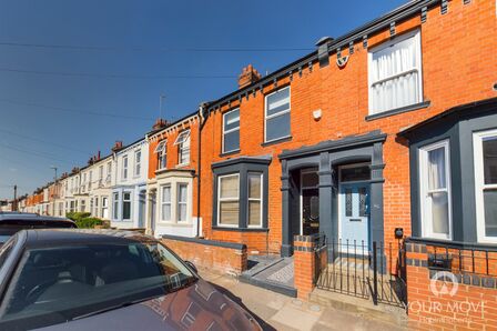 Lutterworth Road, Abington, 3 bedroom Mid Terrace House for sale, £285,000