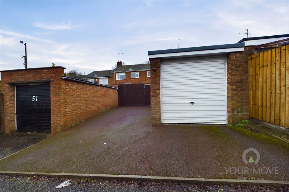 3 bedroom Mid Terrace House for sale, Highlands Avenue, Spinney Hill