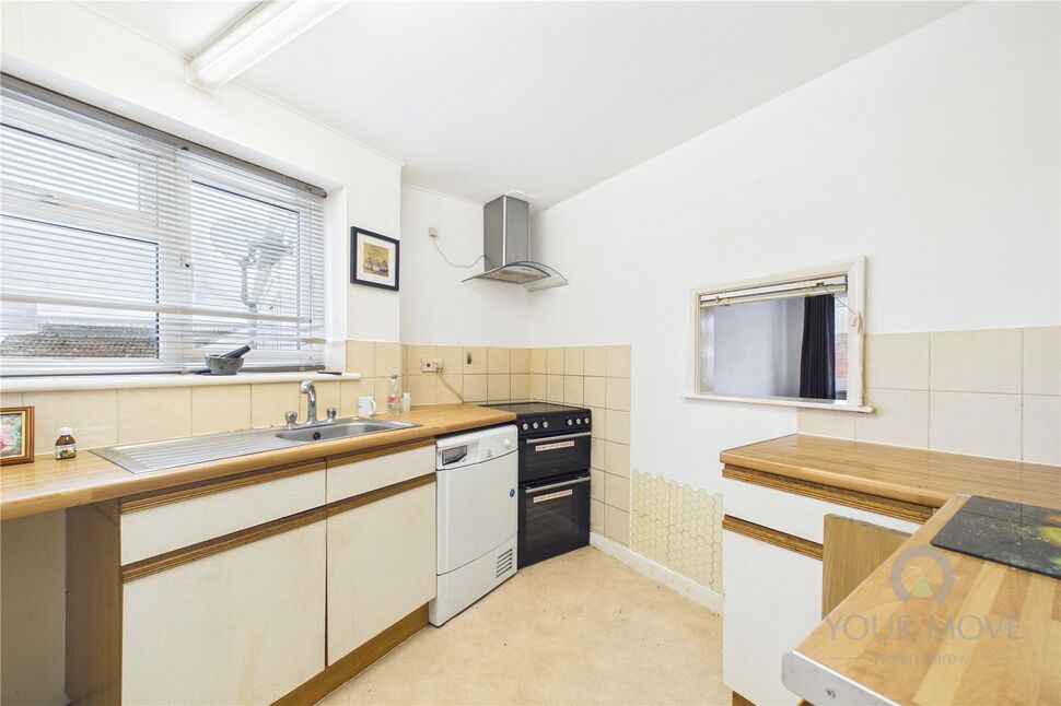 Main image of 2 bedroom Flat for sale, Lutterworth Road, Abington, Northampton, NN1