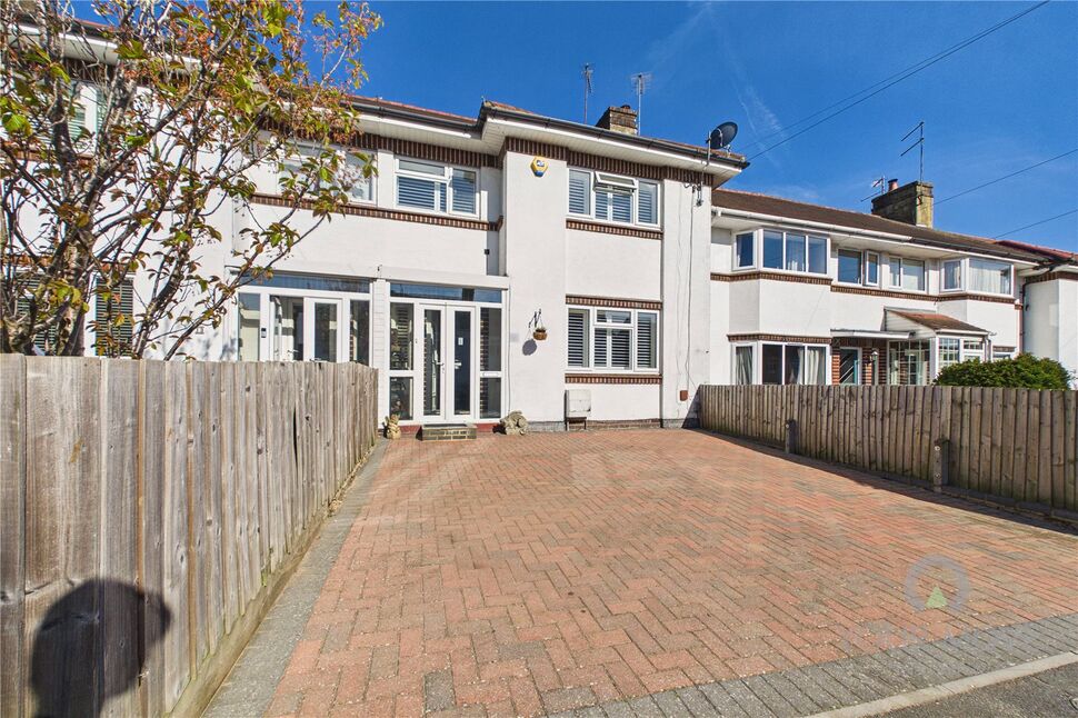 Main image of 3 bedroom Mid Terrace House for sale, Pinewood Road, Northampton, NN3