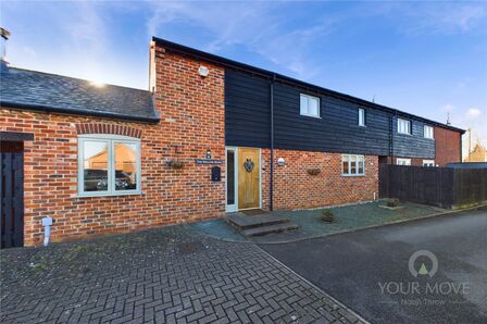 Glen Fields, 3 bedroom Mid Terrace House for sale, £525,000