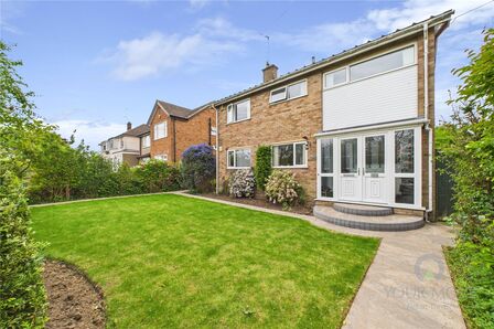 Booth Lane South, 4 bedroom Detached House for sale, £389,995