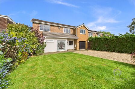 Paxton Road, 4 bedroom Detached House for sale, £495,000