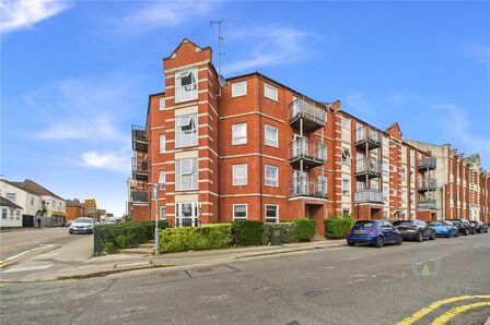 2 bedroom  Flat for sale
