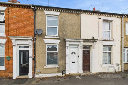 2 bedroom Mid Terrace House for sale