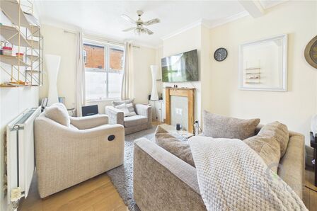Cloutsham Street, 2 bedroom Mid Terrace House for sale, &pound;169,995