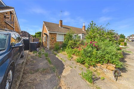 2 bedroom Semi Detached Bungalow for sale